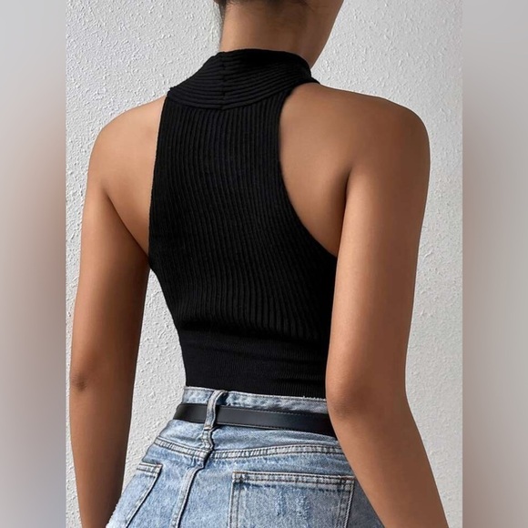 Shein Curve Cutout Cropped Knit Top - Picture 3 of 9